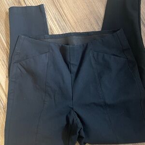 Old Navy Black High-Rise Pixie Skinny Pants size large